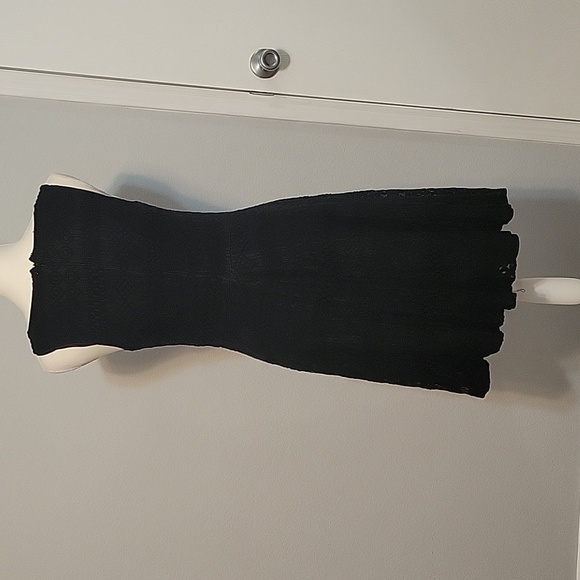 Elegant Black Lace Fit & Flare Dress - Ashley Stewart Size 6 - Picture 4 of 5